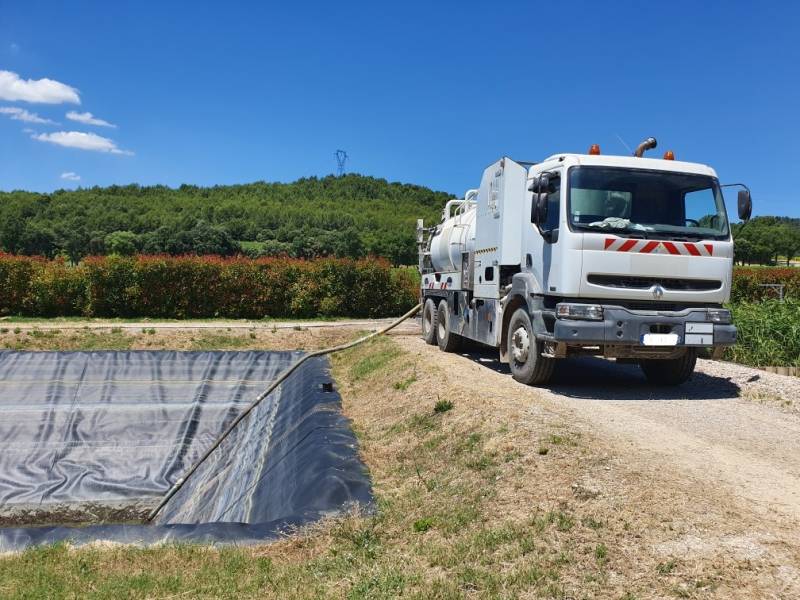 Pompage des boues de décantation à Pertuis