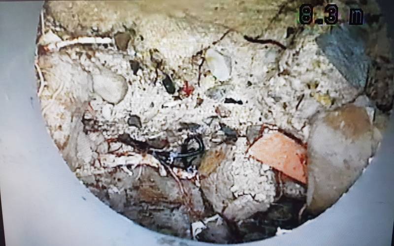 Canalisation bouchée avant curage Pertuis